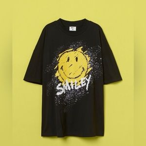 Oversized Smiley shirt